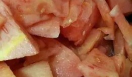 河南健身吃瓜,吃瓜群众也加入健身行列，共享健康生活新风尚