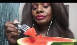 黑女吃瓜,揭秘娱乐圈幕后真相