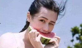 西瓜女孩吃瓜,西瓜女孩的甜蜜瓜界探险记