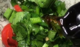 吊瓜猪肝可以吃吗,美味与营养并存，食用指南揭秘