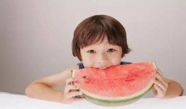 西瓜女孩吃瓜,西瓜女孩的甜蜜瓜界探险记